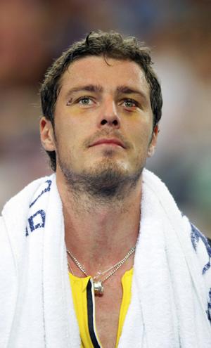 marat_safin_black_eye.jpg