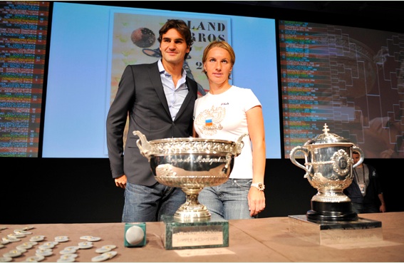 Roger_Federer_Svetlana_Kuznetsova_Draw_ceremony.jpg