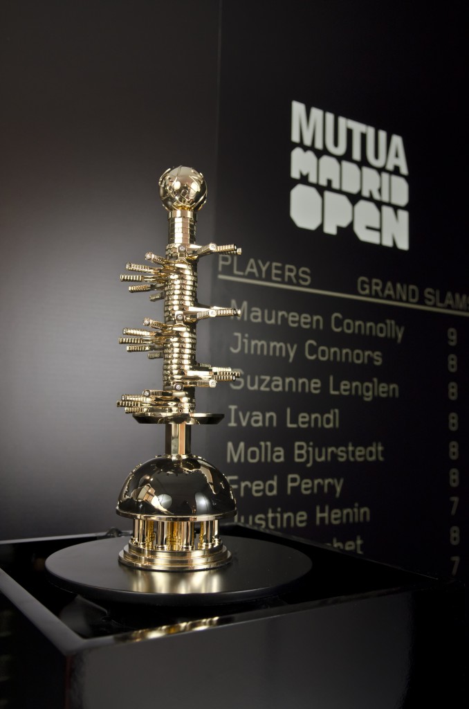 The_Ion_Tiriac_Trophy_____A_Diamond_Jewel_for_Mutua_Madrid_Open_1_678x1024.jpg
