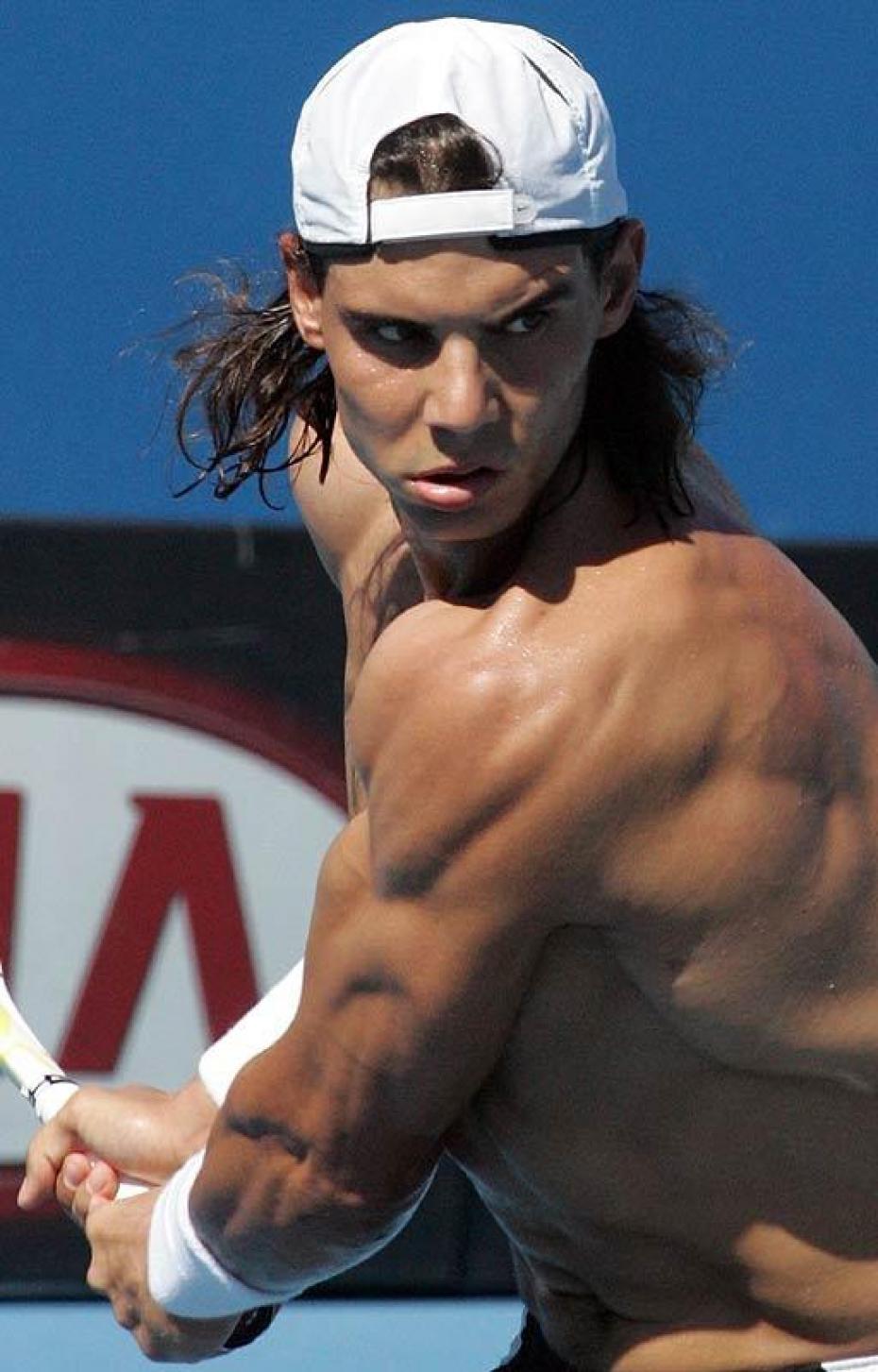 rafael_nadal_est_mieux_sans_maillot_non_image_338925_article_ajust_930.jpg