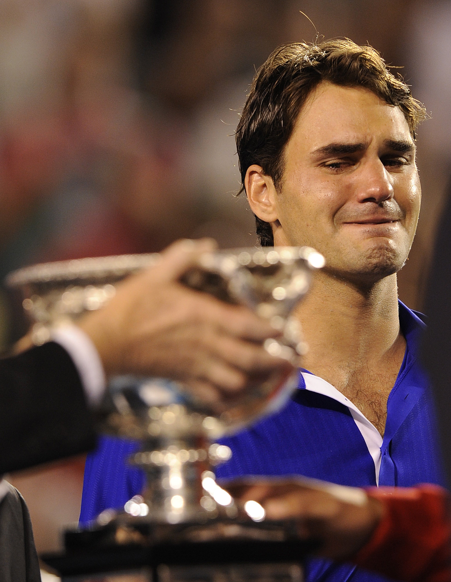 federer_cries_vert_apjpg_125a48547d8c1446.jpg