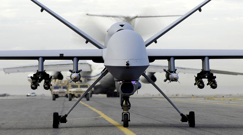 800px_MQ_9_Reaper_taxis.jpg