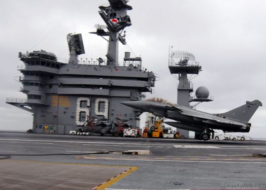 rafale_aircraft_carrier200703.jpg
