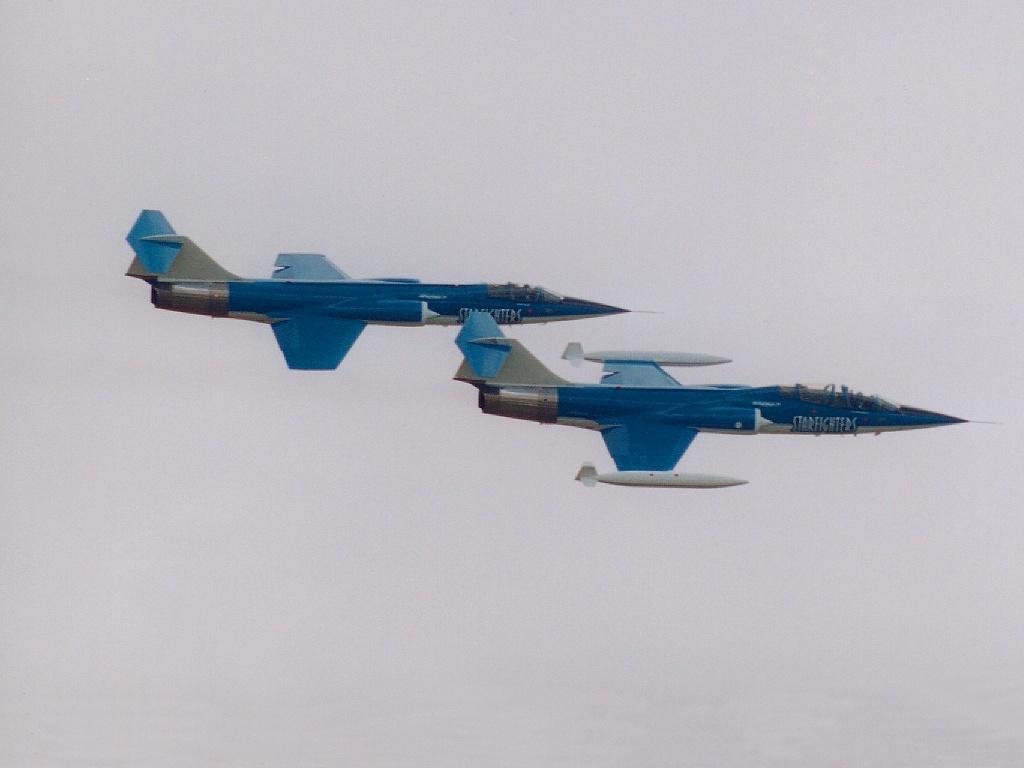 F104s.jpg