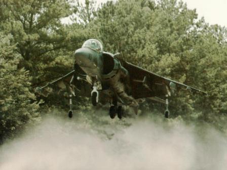 AV_8_Harrier_in_takeoff.jpg