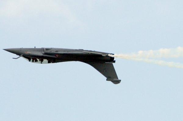Air_Show_at_Le_Bourget.jpg