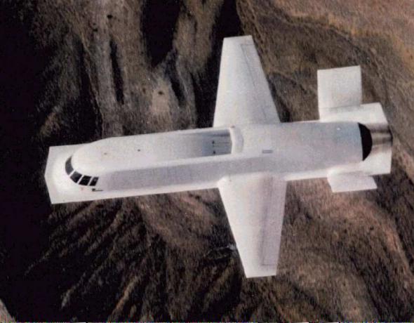 Strange_Aircraft.jpg