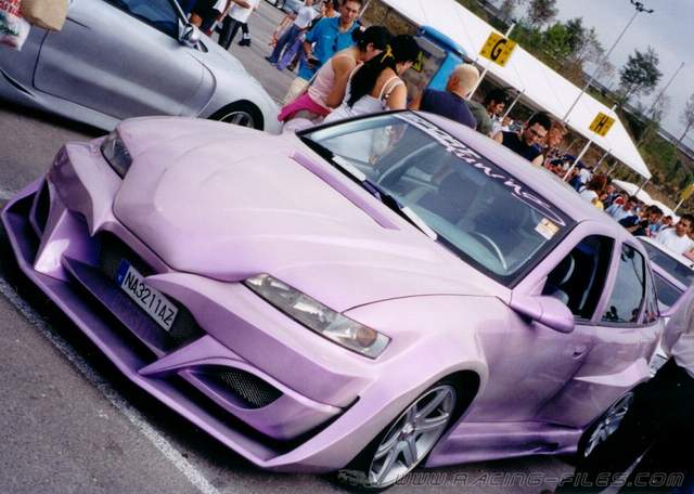 Opel_Vectra_Tuned_2___3rd_Maxi_Tuning_Show___Montmelo_2001__.jpg