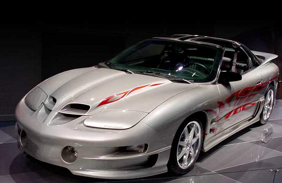 Pontiac_Firebird_Bird_Of_Prey_2000.JPG