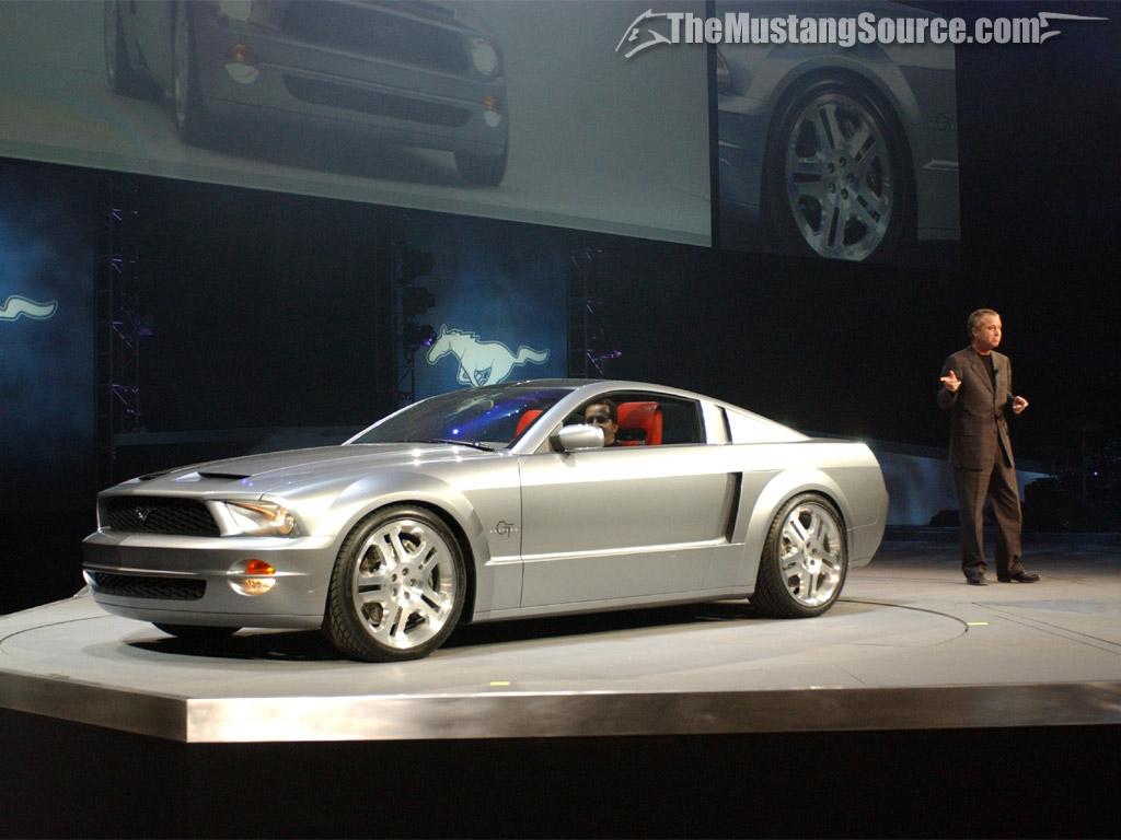 Mustang_GT_Coupe_Reveal_WP_1_.jpg