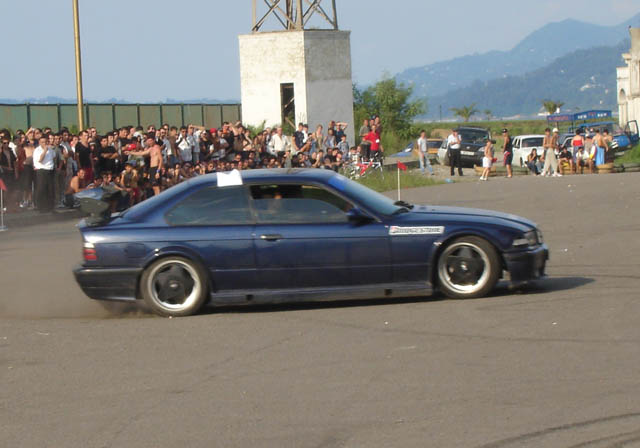 yanyaladabacila2.jpg