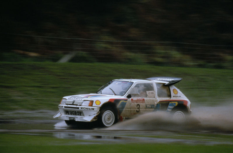 800px_Peugeot_205T16_NZ_1986.jpg
