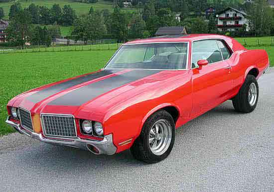 oldsmobile_cutlass_1972_rot_l.jpg