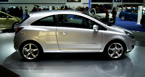 Opel_Vauxhall_Corsa_4.jpg