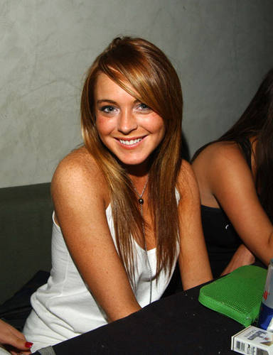 621817454_web.jpg