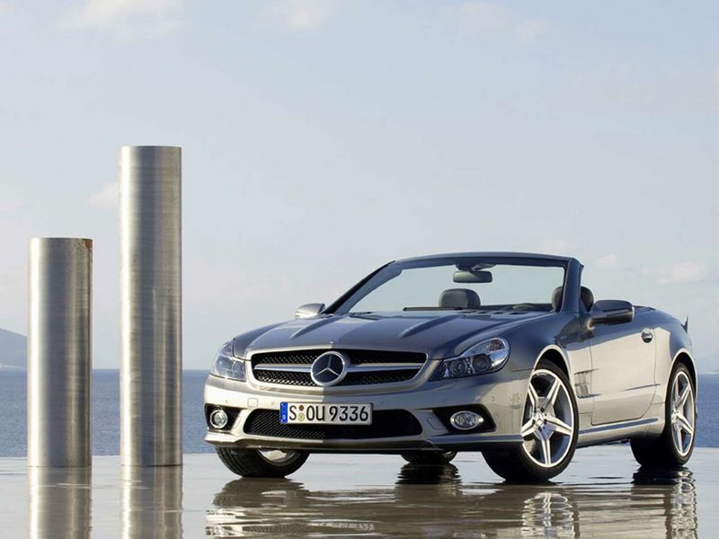 Front__2009_Mercedes_Benz_SL.jpg
