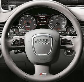 Audi_S8_2008_7.jpg