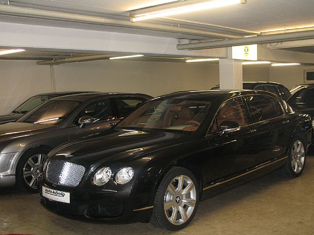 112611739_1.jpg