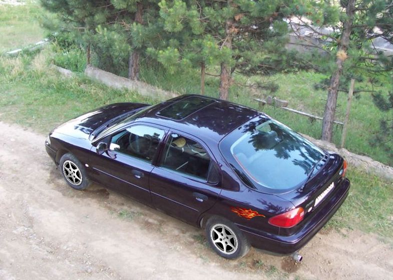 Mondeo.jpg