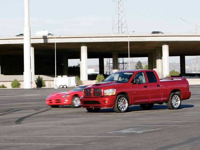 0702st_01_z_2006_dodge_ram_and_viper_drag_race.jpg