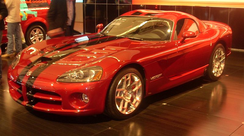 800px___08_Dodge_Viper__Montreal_.jpg