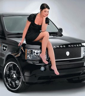 STRUT_Range_Rover_Girl.jpg