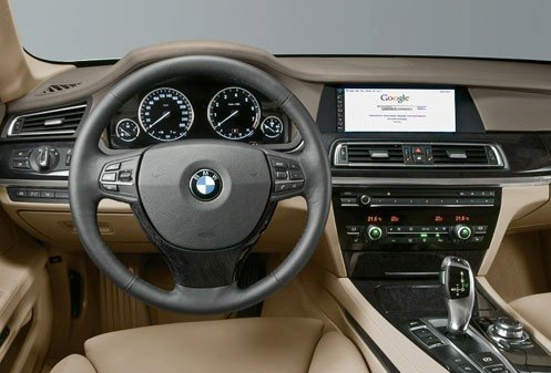 9080703_007_Mini12L.jpg
