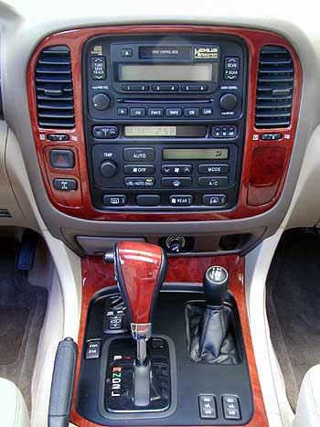 00.lexus.lx470.cc.350.jpg