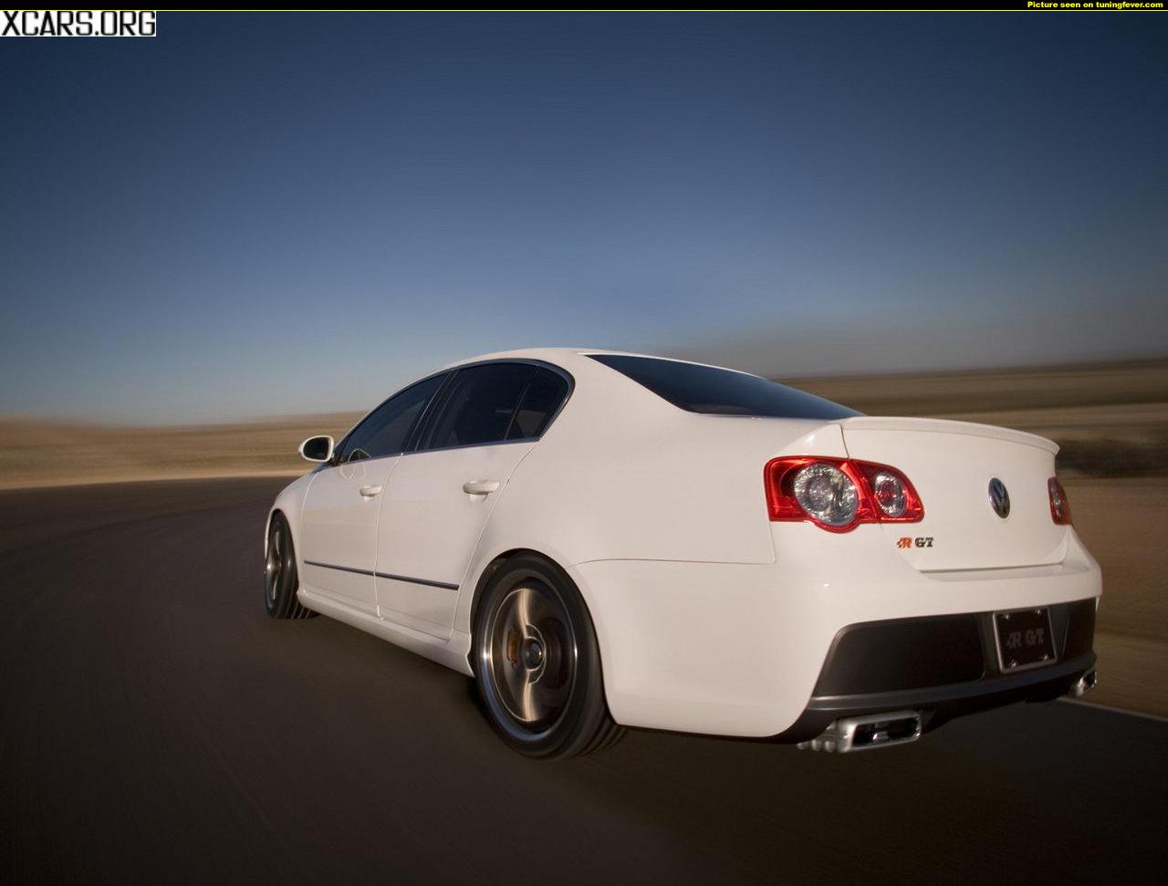 pics_max_9910_260589_volkswagen_passat_r_gt_2005.jpg