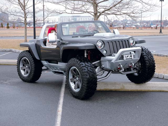 129_0507_01_z_jeep_hurricane_concept_front_view.jpg