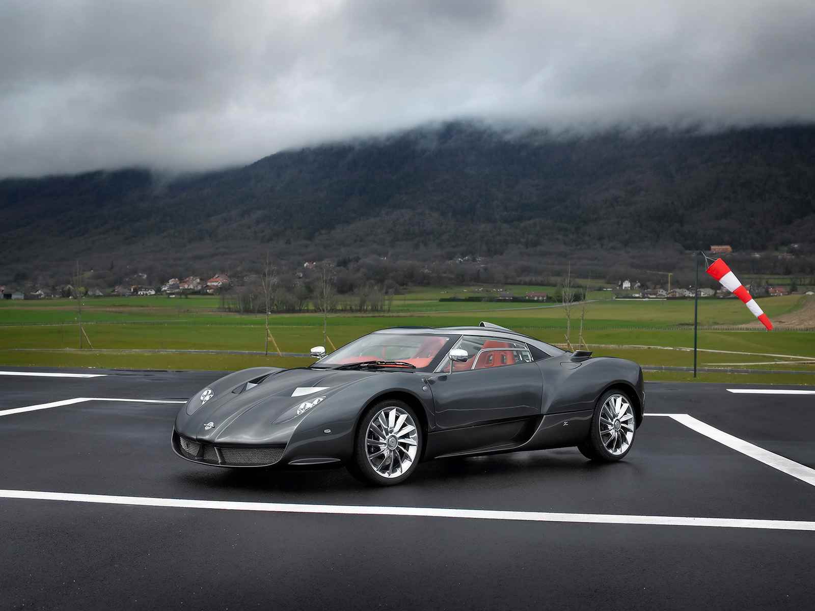2007_Spyker_C12_Zagato_Front_And_Side_1600x1200.jpg