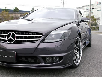 06_Vitt_Mercedes_Benz_CL_Class_Widebody_38S.jpg