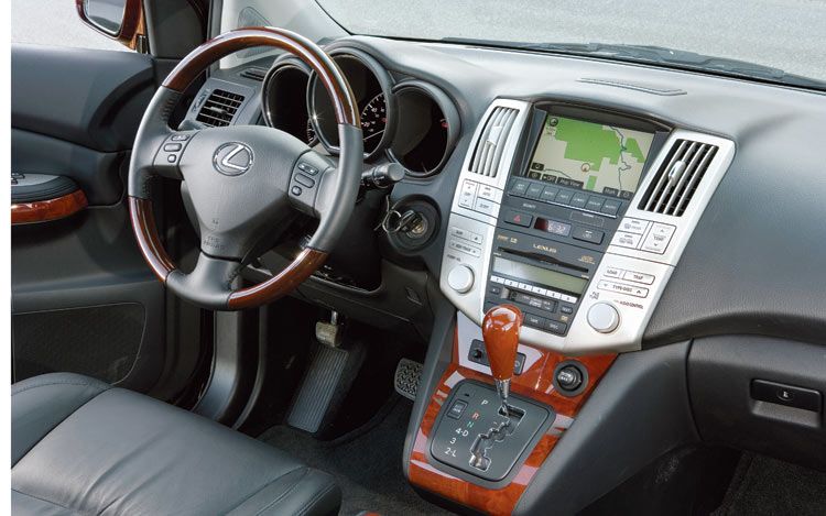 112_0707_09z_2008_lexus_rx350_interior_view.jpg