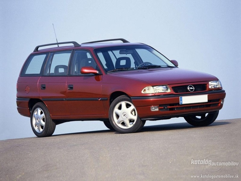 opel_astra_f_caravan_1_8_66kw_1.jpg