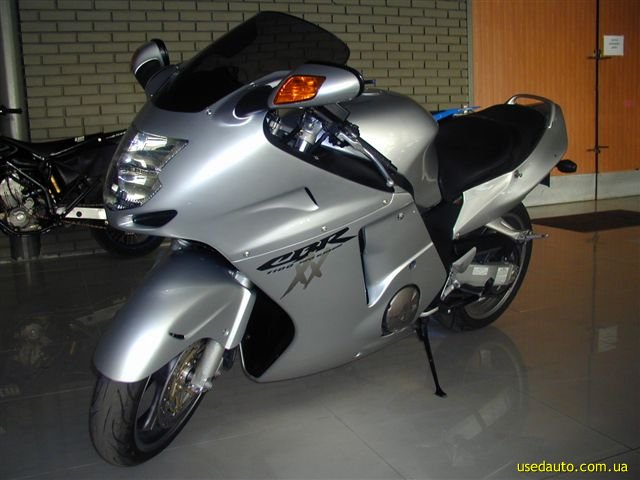 honda_cbr1100xx_black_bird_32477.jpg