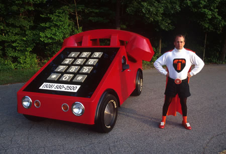 b7ae0b02e3the_phone_car.jpg