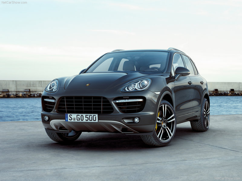 Porsche_Cayenne_2011_800x600_wallpaper_01.jpg