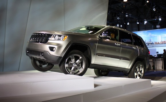 2011_jeep_gc_stairs_580.jpg