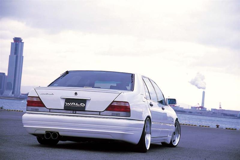 W140_EX_r__Medium_.jpg