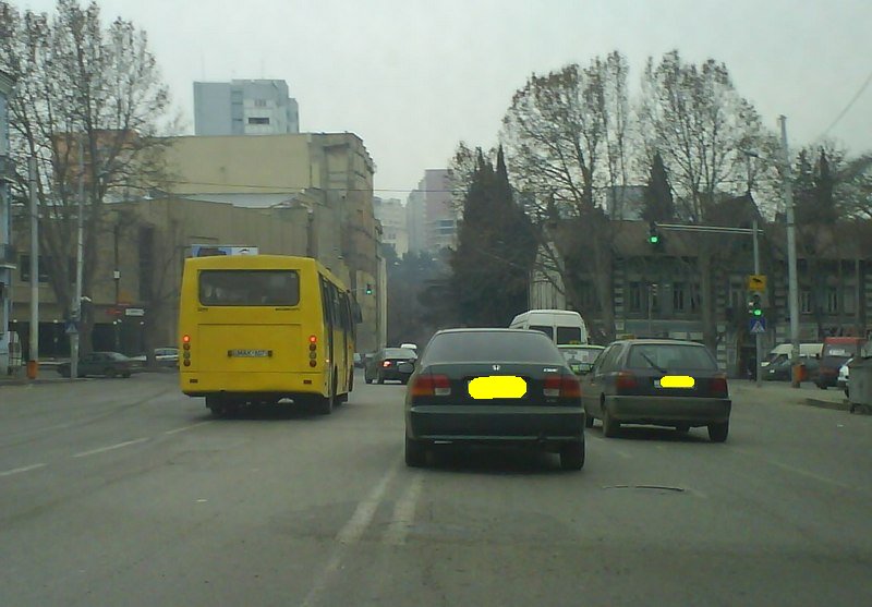 AVTOBUSI.jpg