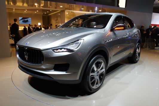 Maserati_Kubang_front_three_quarters.jpg