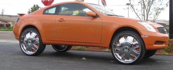 g35_donk_snob_lifted_spinners_1.jpg