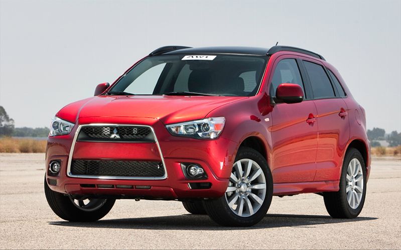 2011_mitsubishi_outlander_sport_front_view.jpg