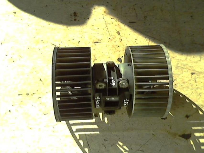 Piece_Ventilateur_chauffage_BMW_SERIE_3_E46_PHASE_1_320d__Diesel_7c690ef7b6d4facd9dbbc0ed690914e9689b9b9d31d65711de1bb59699407e32.png