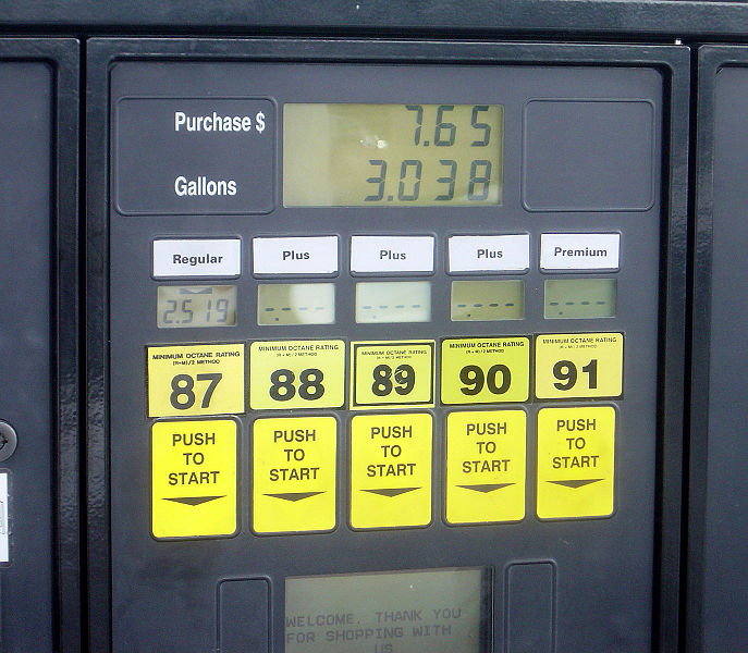 687px_Gas_Station_Pump_Five_Octane_Ratings.jpg