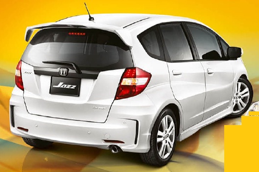 FACELIFTED_NEW_HONDA_JAZZ_GRADE_V_1.5_I_VTEC_3.jpg