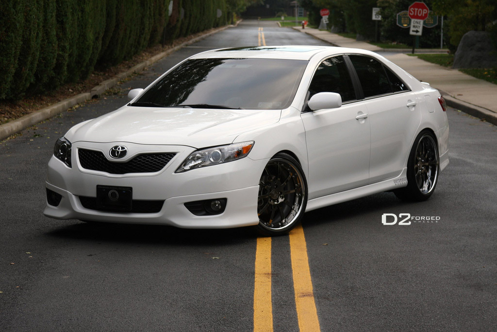 toyota_camry_se_5.jpg