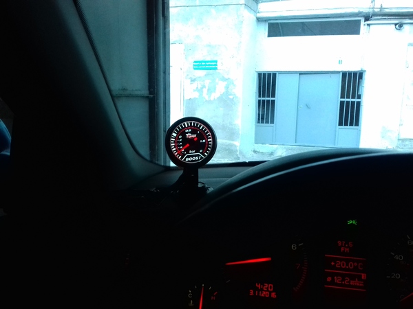 boost_gauge.jpg