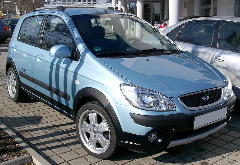 1280px_Hyundai_Getz_Cross_front_20080224.jpg