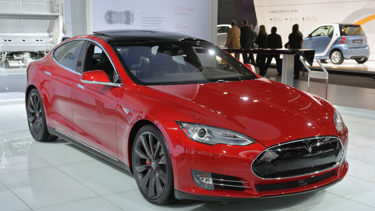 01_tesla_model_s_p85d_detroit_1.jpg